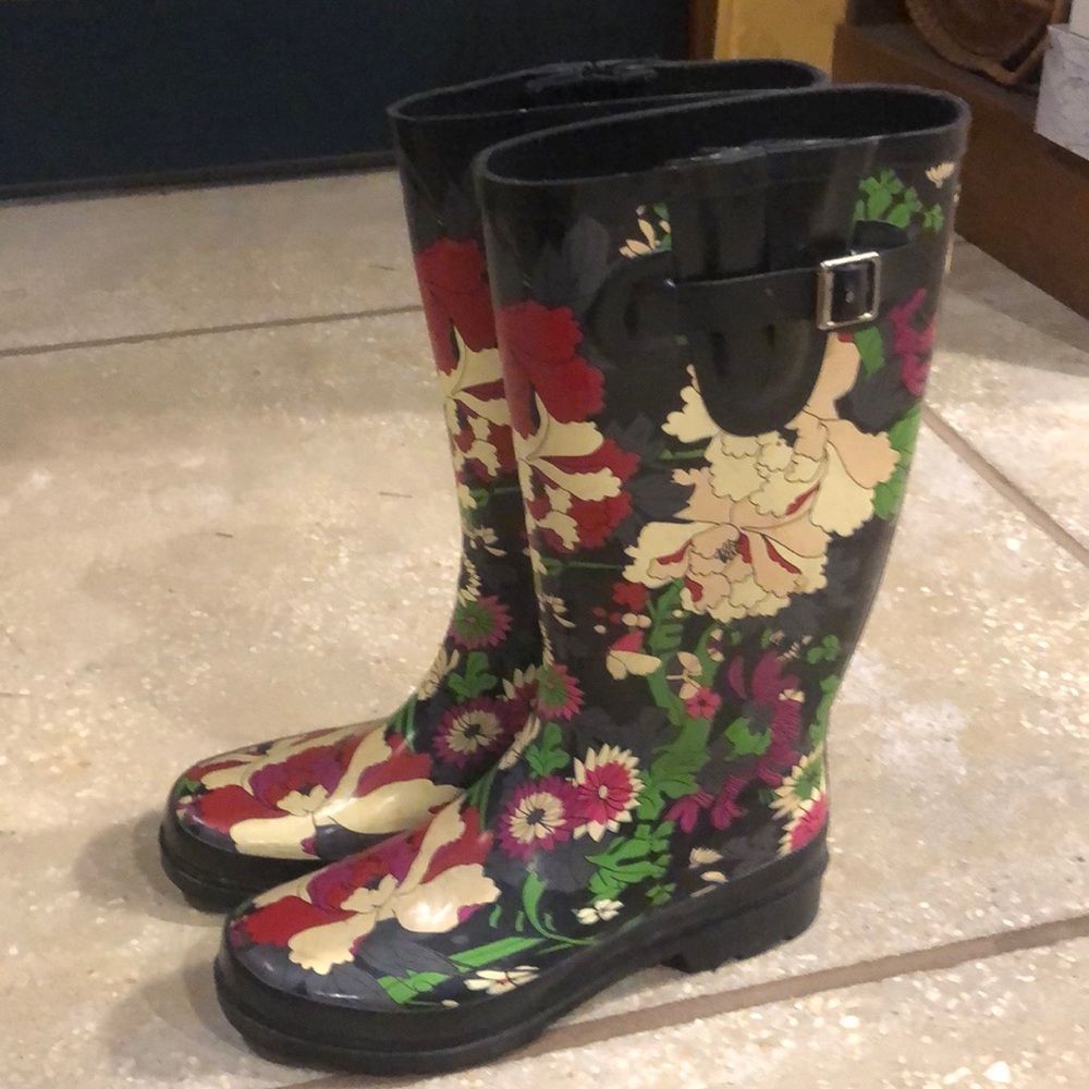 Rain boots